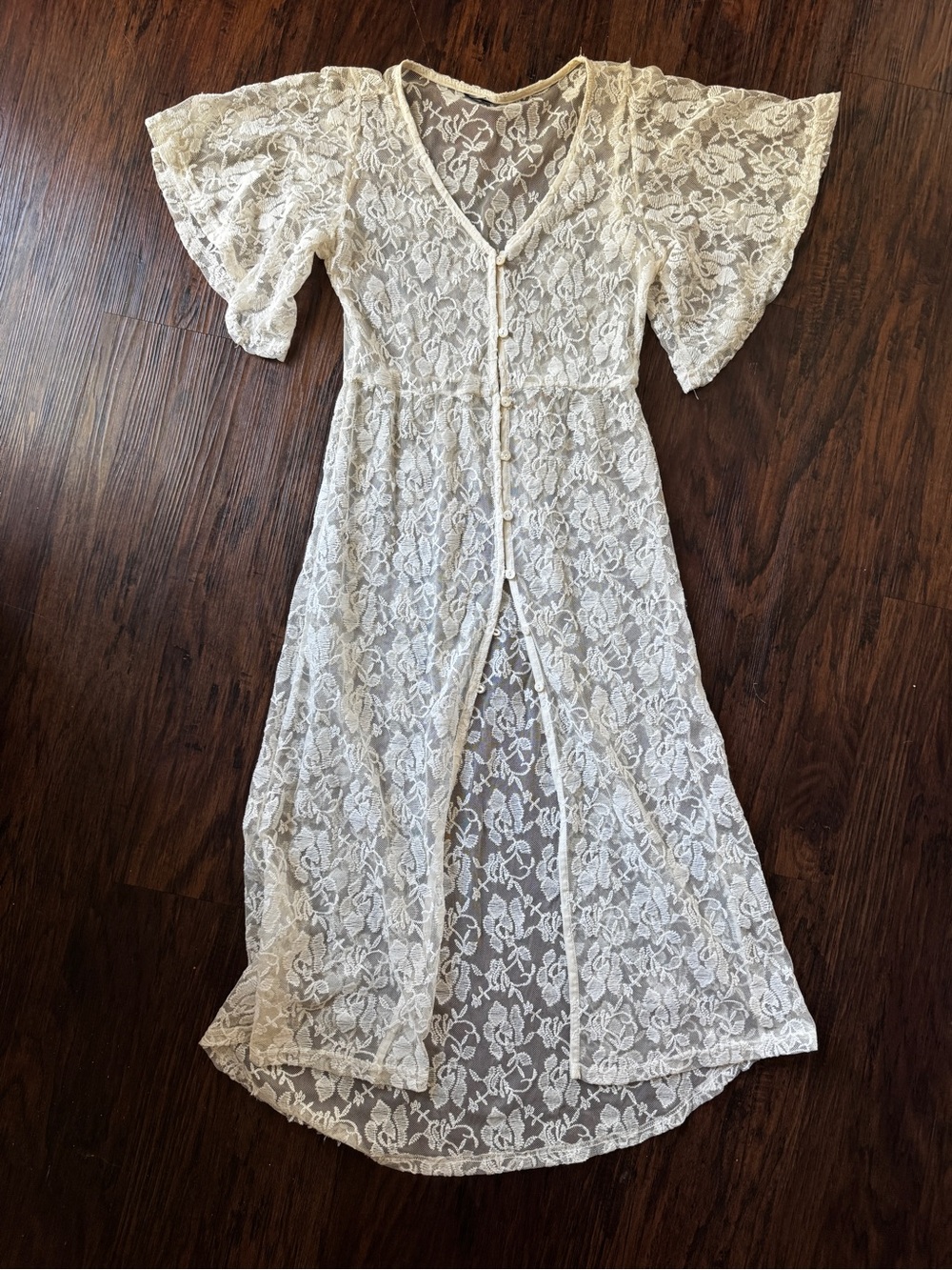Lace dress / cover up